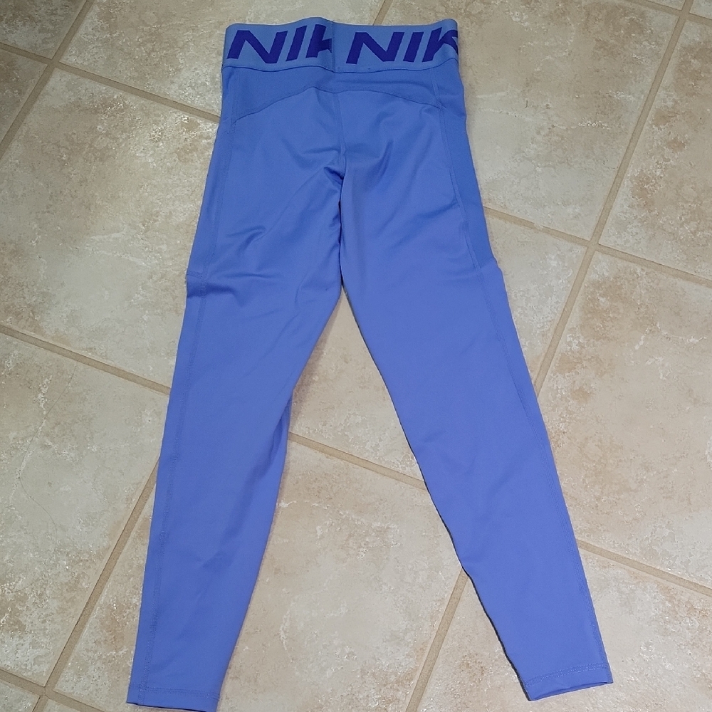 Nike Pro Lavender Leggings - Picture 3 of 4